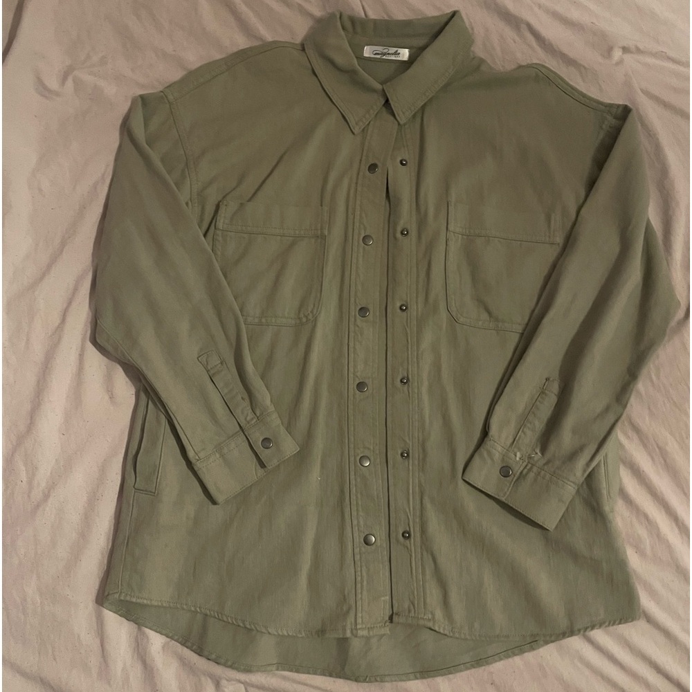green button up